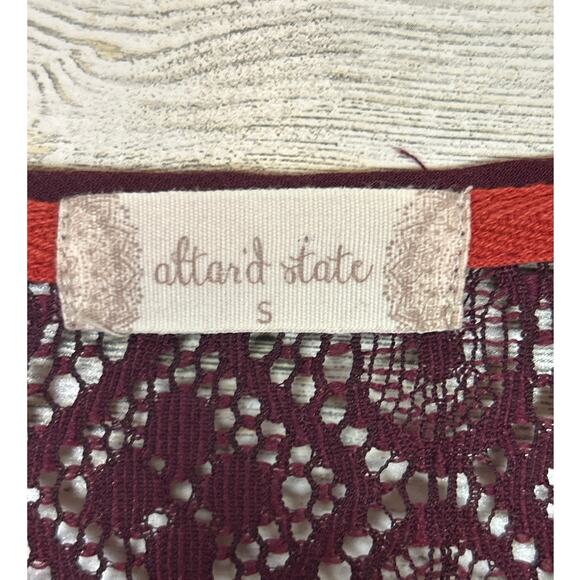 Altar'd State Women's S burgundy boho lace lightweight bell sleeve top blouse - Picture 3 of 6